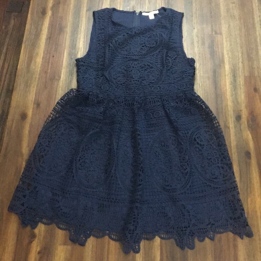 Francescaโs Miami Navy Blue Sleeveless Dress